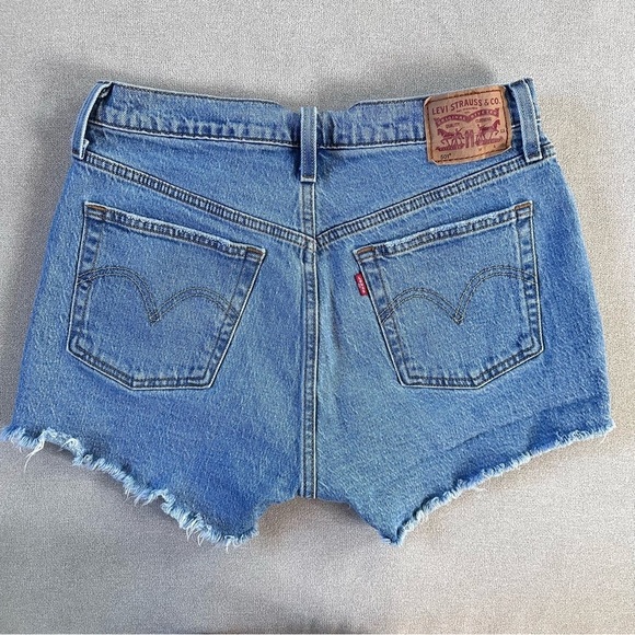 Levi’s 501 Denim Cutoff Shorts. Size 29. - Picture 2 of 9